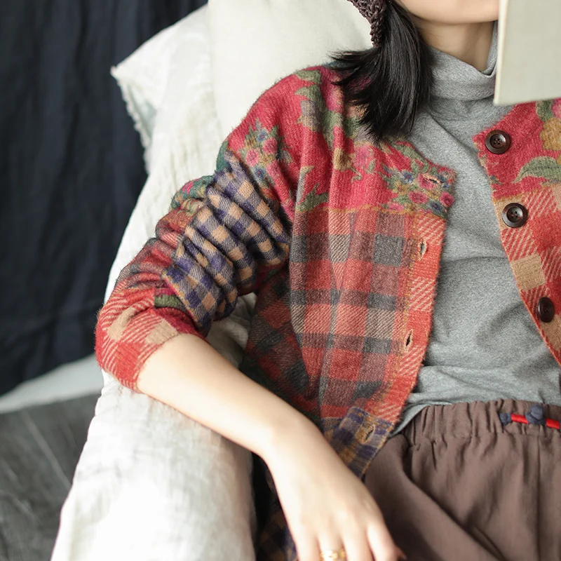 Johnature Women Print Floral Cardigan Sweaters Vintage Pockets Button 2019 Autumn New O-neck Knitted Cotton Loose Coat |