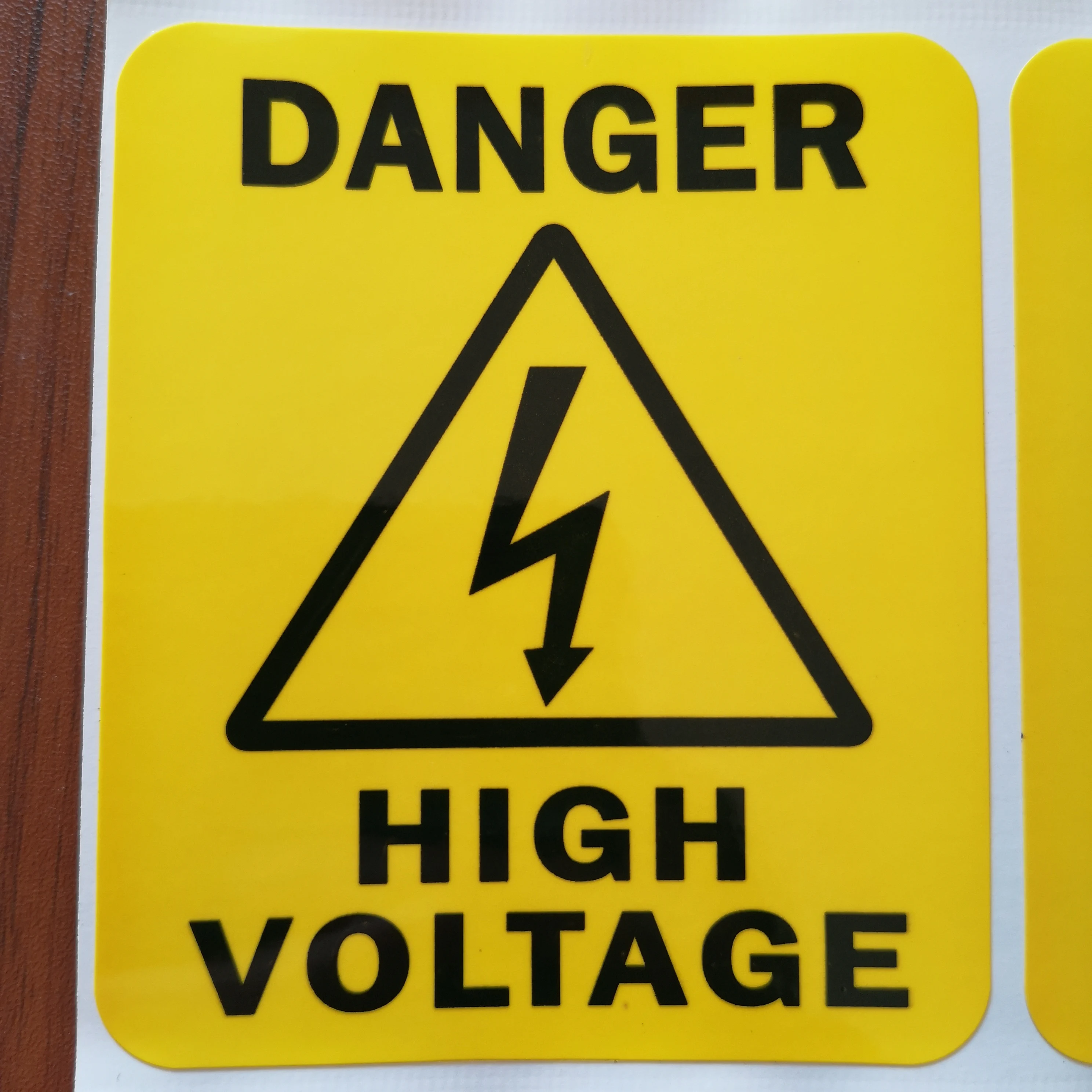 1000pcs/lot 76x90mm DANGER HIGH VOLTAGE Waterproof withstand sunshine Self-adhesive label sticker, Item No.CA29 Free shipping