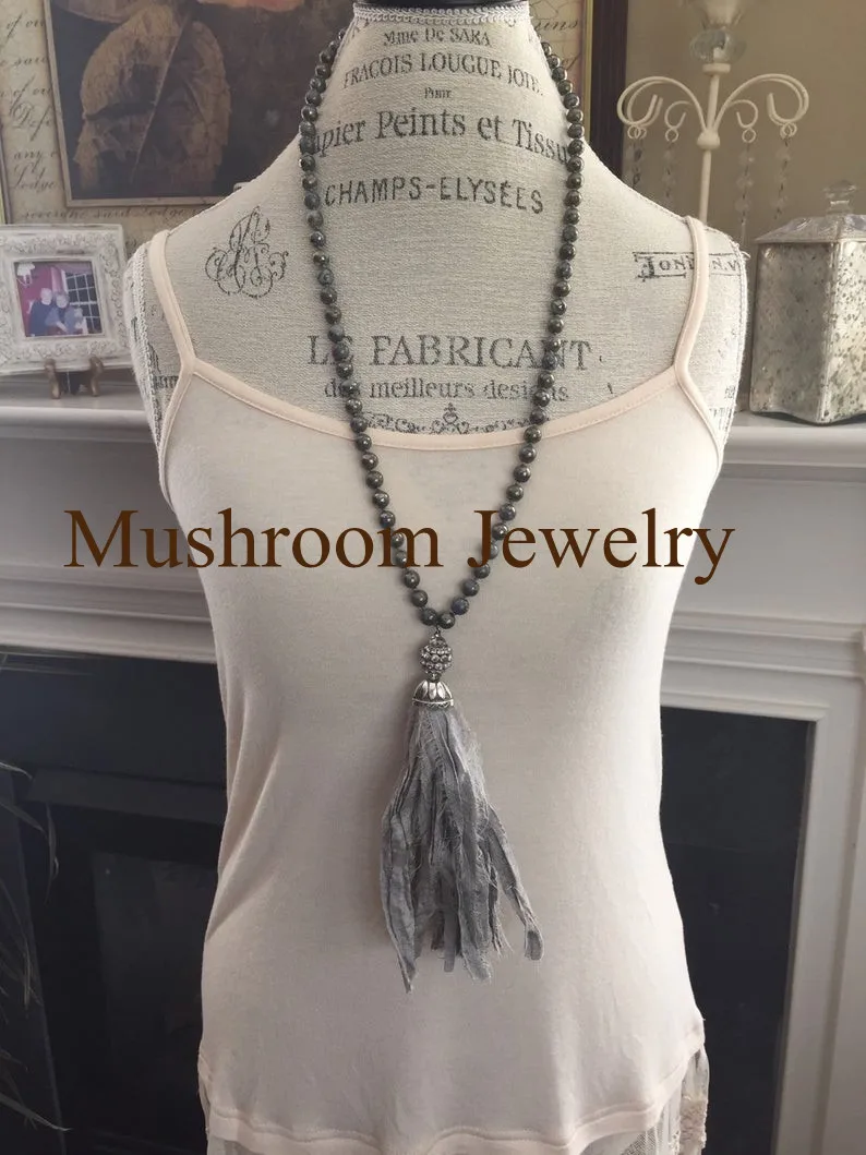 Boho узлом Пирит Камень Цепочки и ожерелья сари ожерелье с шелковой кисточкой