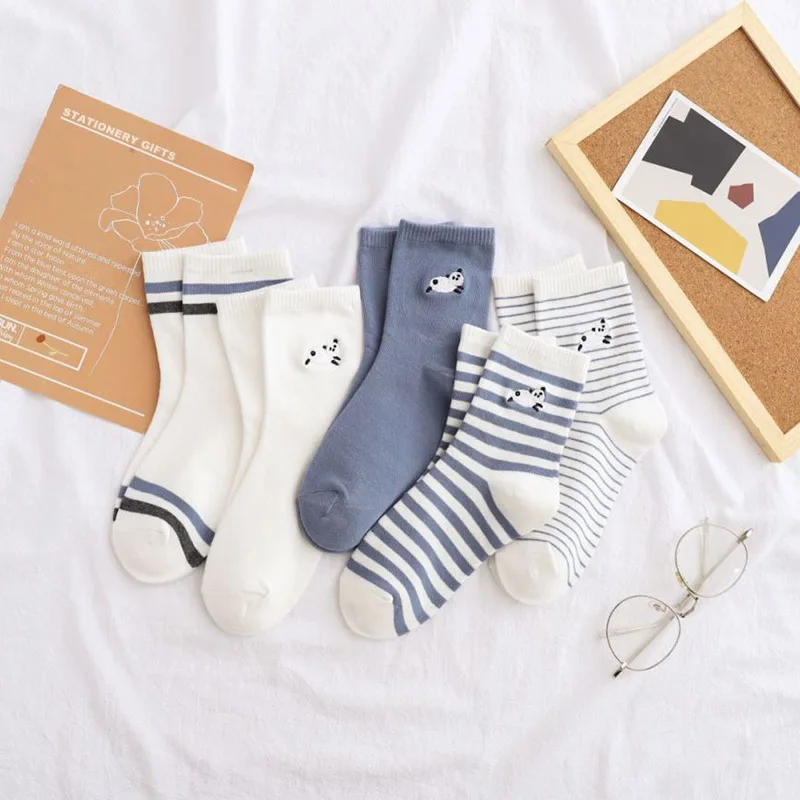 

Japanese Style Women Socks Harajuku Kawai Cute Happy With Flying Panda Embroidery Middle Tube Soft Cotton Street Sport Fashion