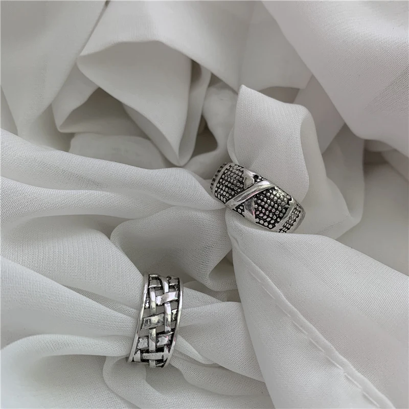 

Korean version of the new women's fashion retro old ring geometric hollow cross X letter ring jewelry accessories wholesale