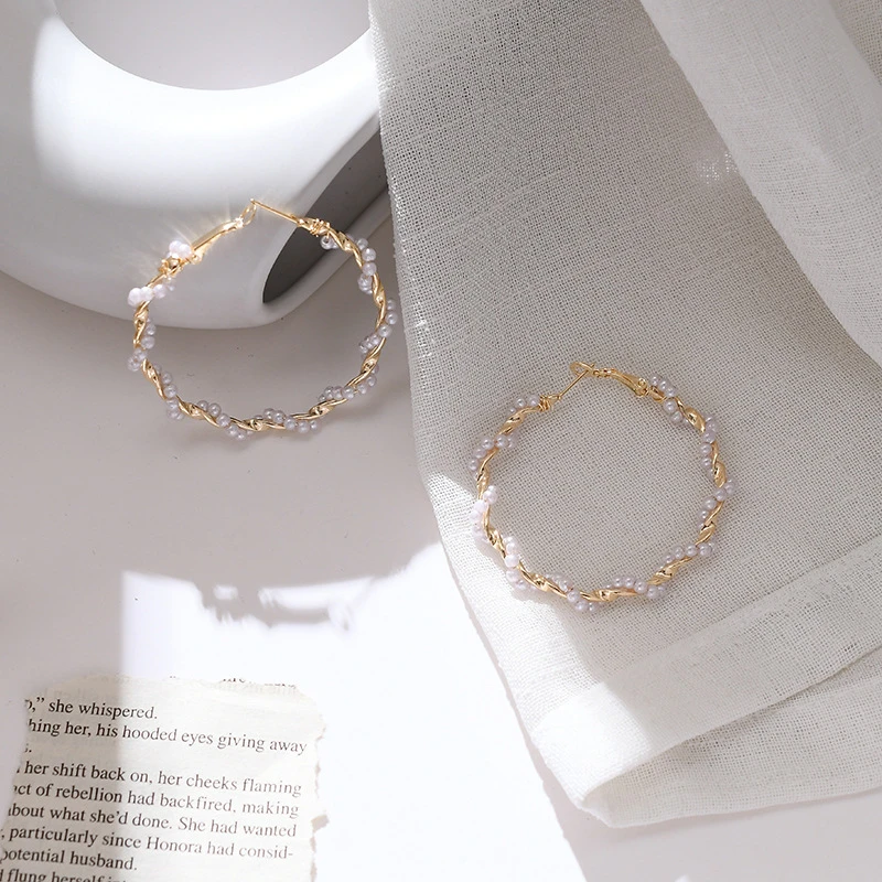 

2021 Simple New Fashion Statement Simulated Pearl Wrap Big Round Circle Earrings for Women Party Jewelry Trendy Drop Earrings