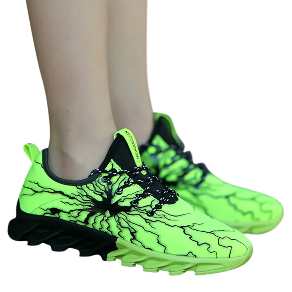

Men's Casual Running Shoes Fashion Soft Bottom Flat Sports Shoes Colorful Breathable Shock Absorption Wear Trend Sneakers