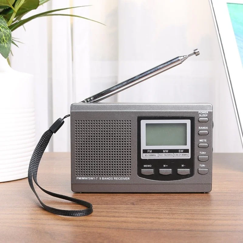 

FM Radio MW SW Digital Alarm Clock LCD Screen Portable FM Radio Receiver with Earphone HRD-310