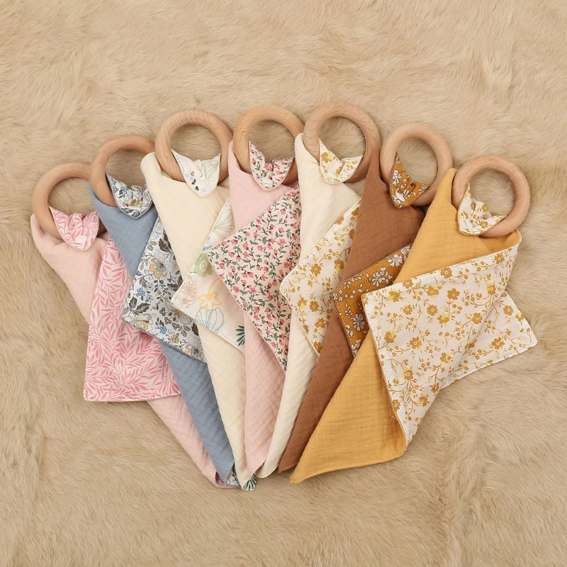 

Baby Soothe Appease Towel with Wooden Teether Newborn Soft Comforting Saliva Towel Sleeping Toy Burp Cloths Gift