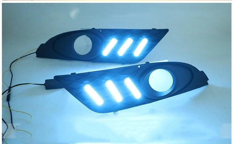 

Светодиодные дневные ходовые огни Eosuns для Ford Focus 2007 с движущимися желтыми сигналами поворота и синей ночью