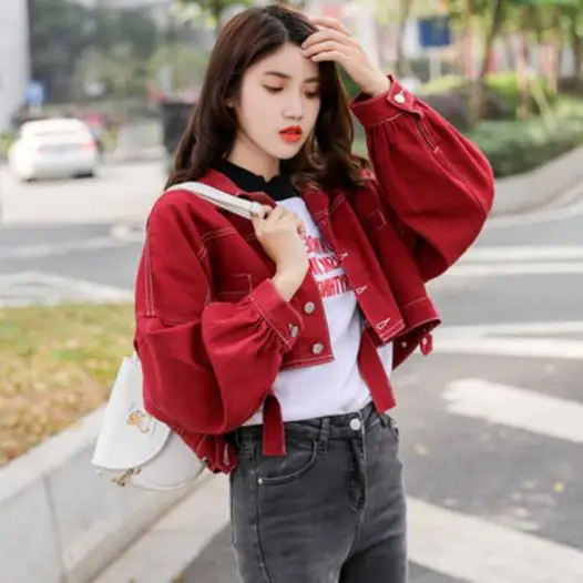 Женская джинсовая куртка с длинным рукавом свободная однобортная бомбер