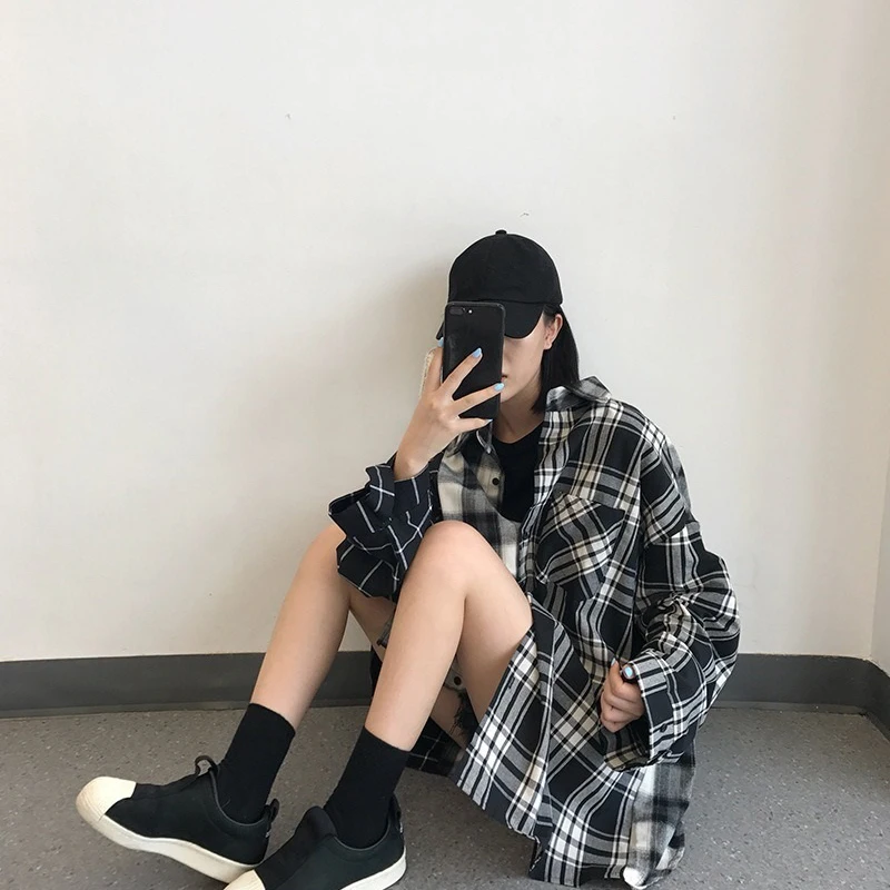 

Shirts Women Plaid Vintage Blouses Plus Size Blusas Elegantes Korean Fashion Long Sleeve Checkered Black Shirt
