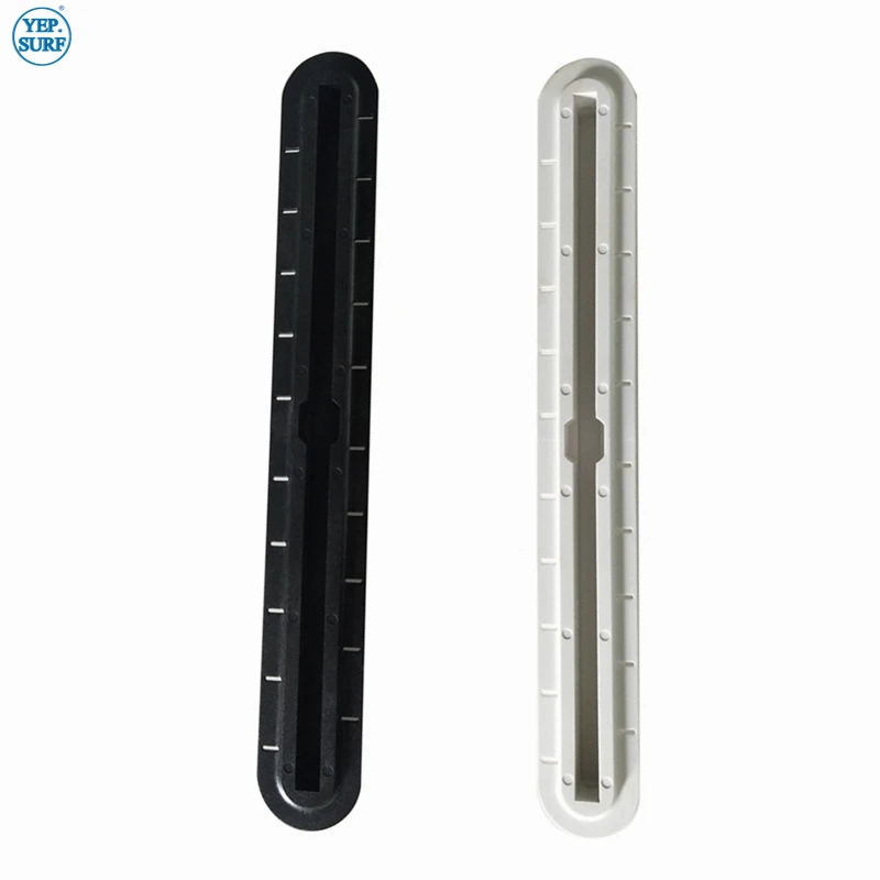 Пластиковая гидрофольгированная Центральная коробка черно белая