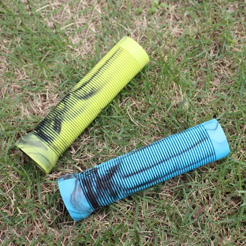 

1 Pair Bicycle Stunt Scooter Grips Bike Grips Handlebar Grips Anti-Slip Bicycle Handlebar Grips Cover Comfortable Black and Yell