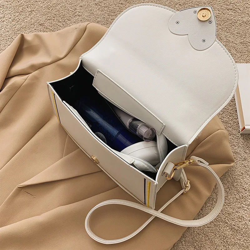 

Red Small Bag Female 2020 Trendy Korean Version of The Wild Texture Messenger Bag Female Mini Western Fashion Small Square Bag