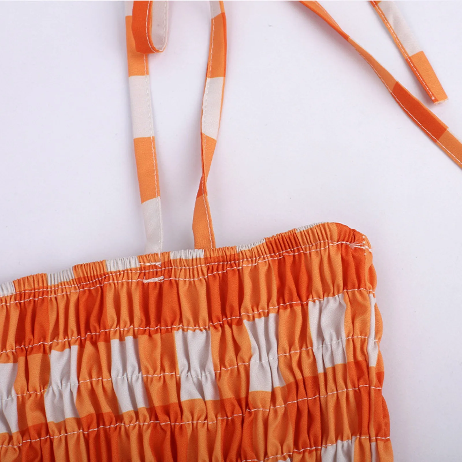 

2021 Fashion Plaid Suspender Skirt Women's High-waist Slim-fit Checkered Ruffled Suspender Dress With Wood Ears