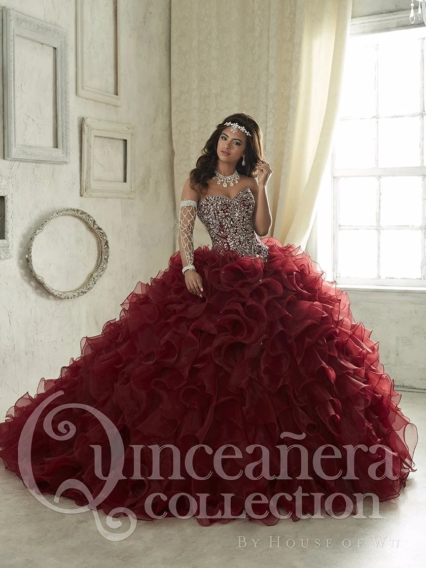 

Burgundy Cheap Quinceanera Dresses Ball Gown Sweetheart Organza Beaded Crystals Puffy Sweet 16 Dresses HWF049