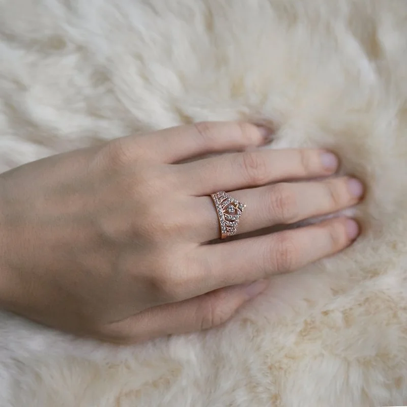

OMHXZJ Wholesale European Fashion Woman Girl Party Birthday Wedding Gift Shiny Crown White AAA Zircon 18KT Rose Gold Ring RR947