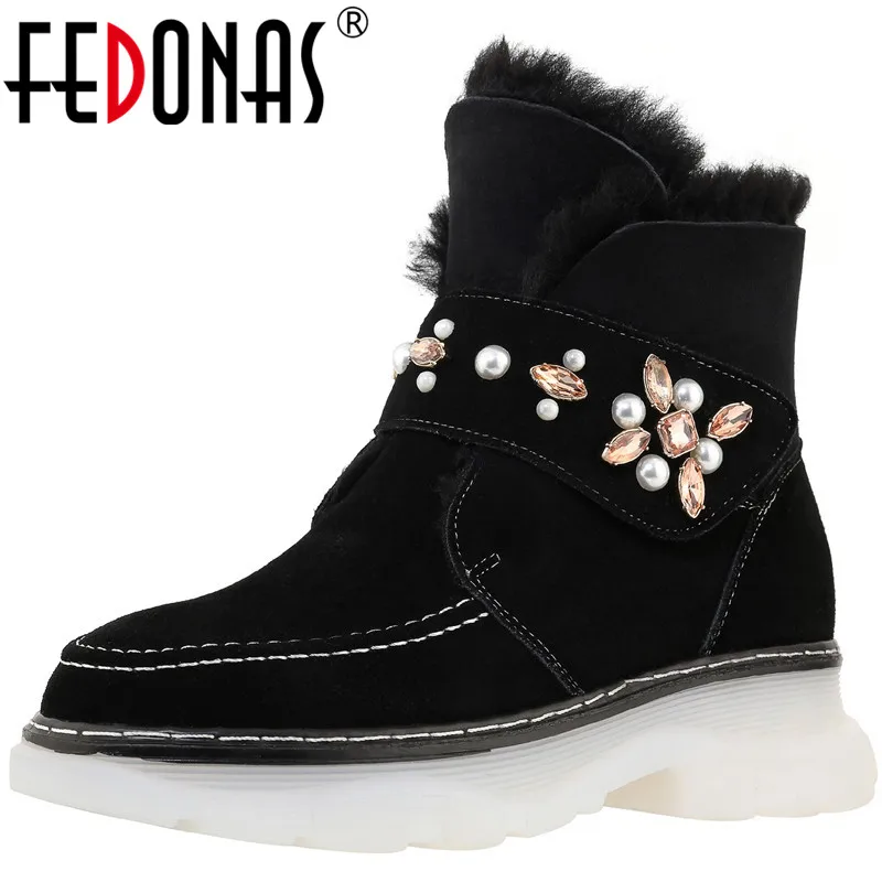 

FEDONAS INS Hot Fashion Warm Snow Boots Pearl Decoration Women'S Shoes Winter 2021 Newest Ankle Boots Suede Leather Shoes Woman