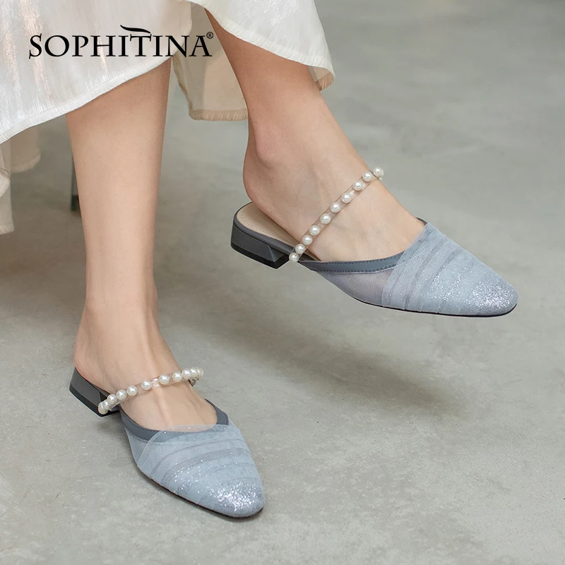 

Женские повседневные шлепанцы SOPHITINA, дышащие сандалии на плоской подошве, с бисером, однотонная Корейская Повседневная Уличная одежда, AO652