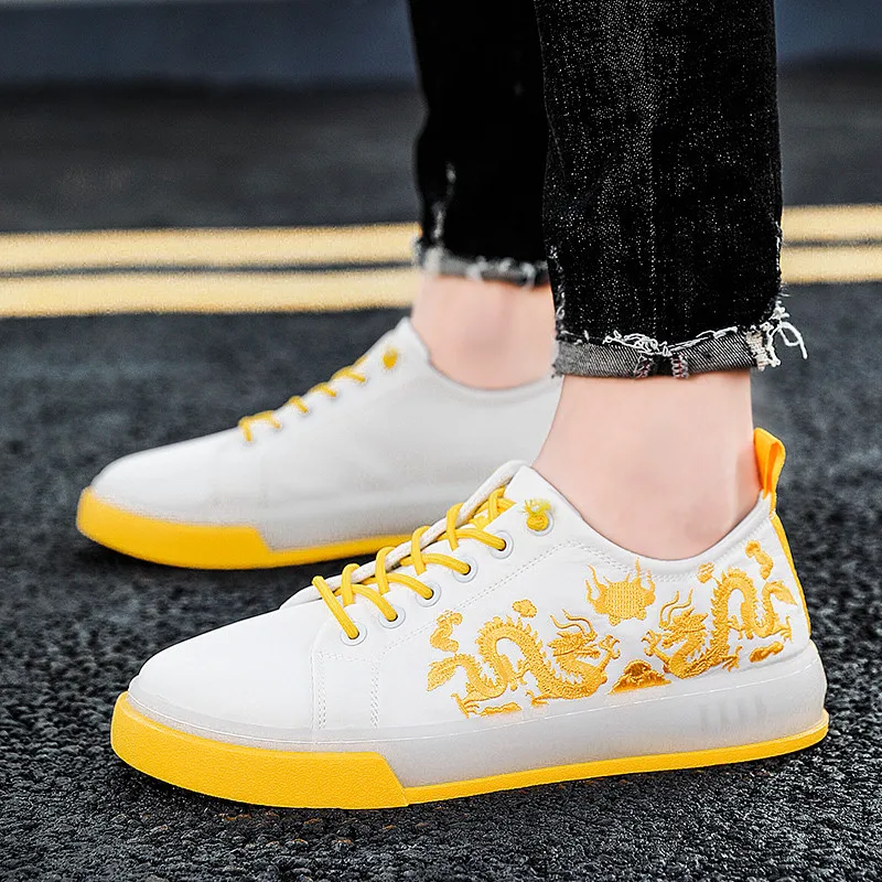 2021 Fashion Yellow Flower Embroidered Shoes Men Summer Sneakers Platform Flats Breathable Silk Cloth Casual |