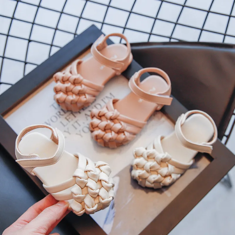 

Детская обувь; Новинка 2021 года; Летние сандалии Baotou для девочек; Пляжная обувь с мягкой подошвой для девочек; Розовые сандалии; Обувь для дев...