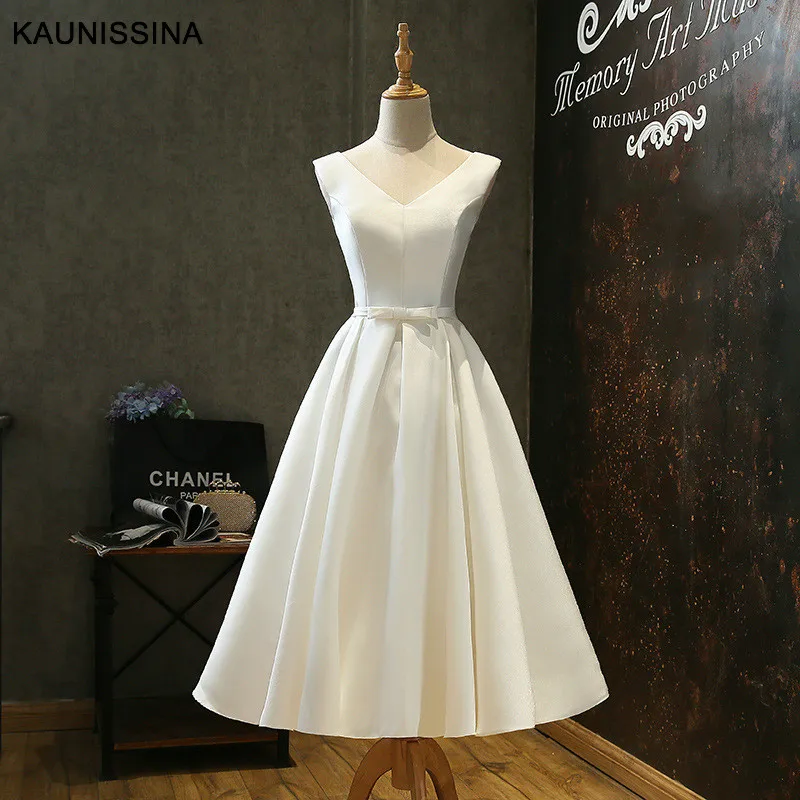 

KAUNISSINA White Bridesmaid Dress Middle Length V-Neck Satin A Line Banquet Elegant Formal Prom Dress Wedding Guest Dresses