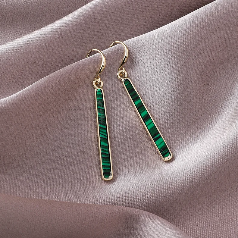 Женские акриловые серьги подвески простые зеленые длинные висячие