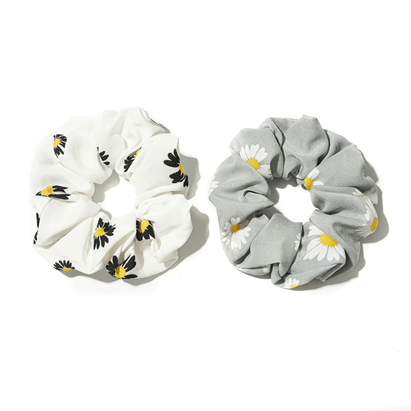 

Japanese and Korean new style Daisy fresh large intestine hair rings