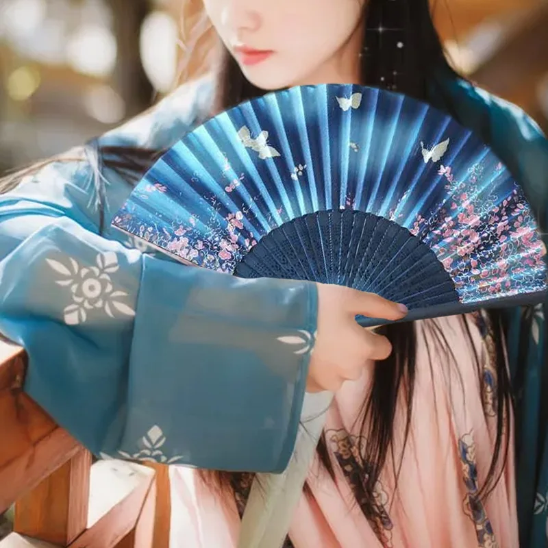 

1PC Folding Bamboo Fan Chinese Classic Foldable Fan Silk Cloth Fan Women Retro Dance Show Decorations