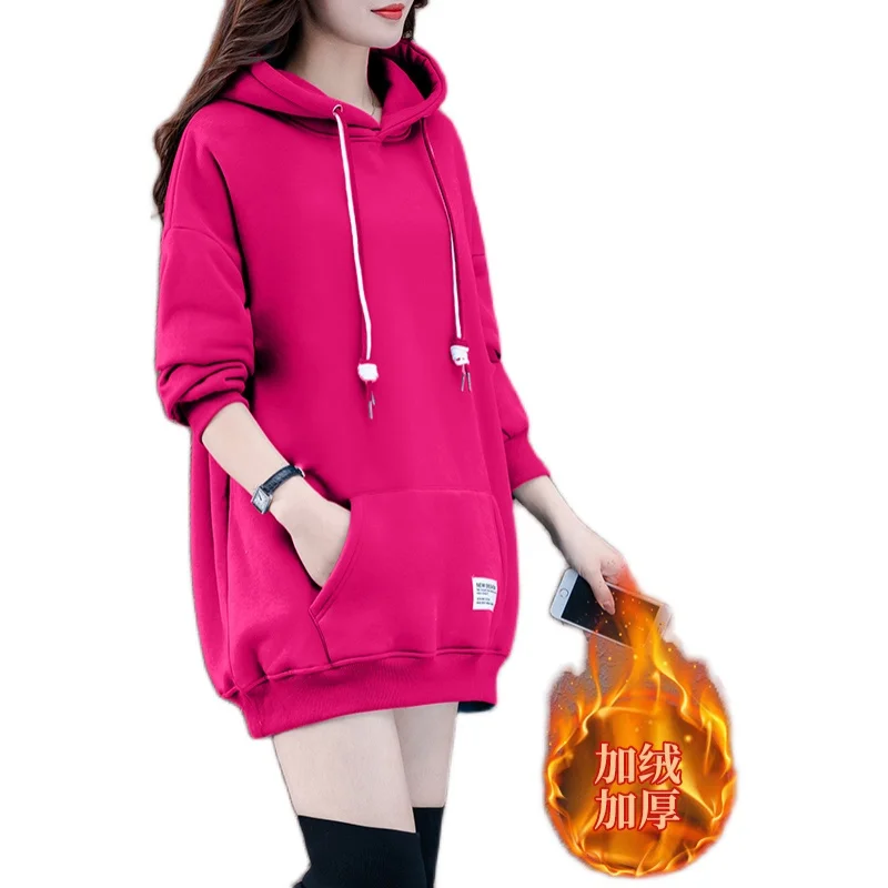 

Hoodies & Sweatshirts