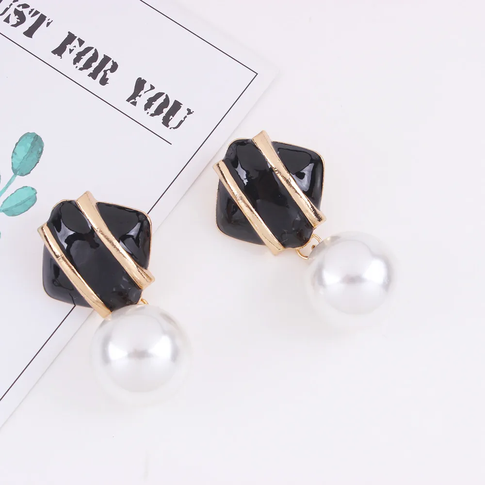 Женские новые модные серьги карамельного цвета свежие изысканные красивые