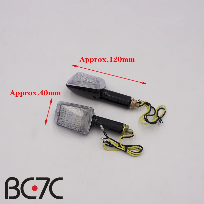 Универсальный квадратный поворотник для мотоцикла модифицированный желтый