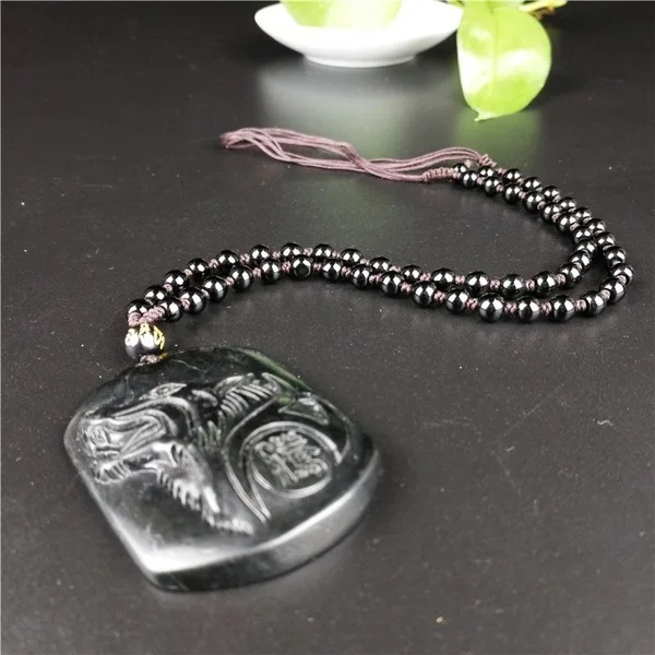 Китайское ожерелье с подвеской из натурального черного и зеленого нефрита