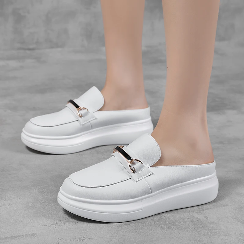 

2021 Mules Shoes Women Metal Decoration heighten Flats Slippers Covered toe Soft Leather Sliders Ladies Comfy Casual Flip Flops