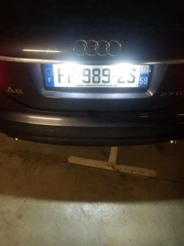 2 шт. 18 SMD 3 Вт Светодиодная лампа пластина авто лампы номерного знака светильник белого цвета для Audi A4 A6 C6 Rs4 Rs6 Q7 A3 S3 S4 B6 B7 S6 A8 S8 02-09
