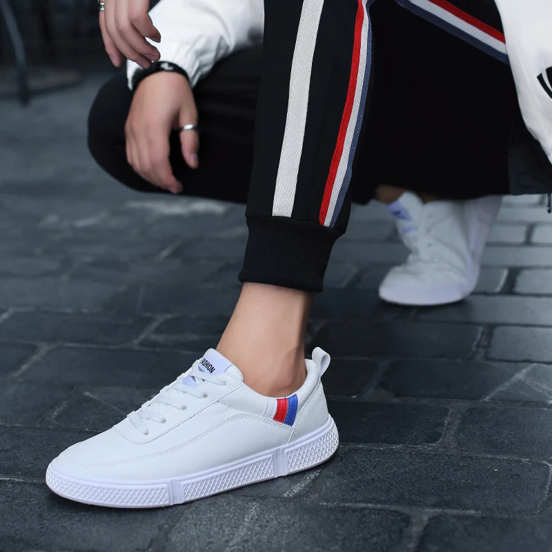 

2020 Autumn Fashion Sneakers White Shoes For Men lace up Leather Mens Shoes Casual Flats Walking Footwear