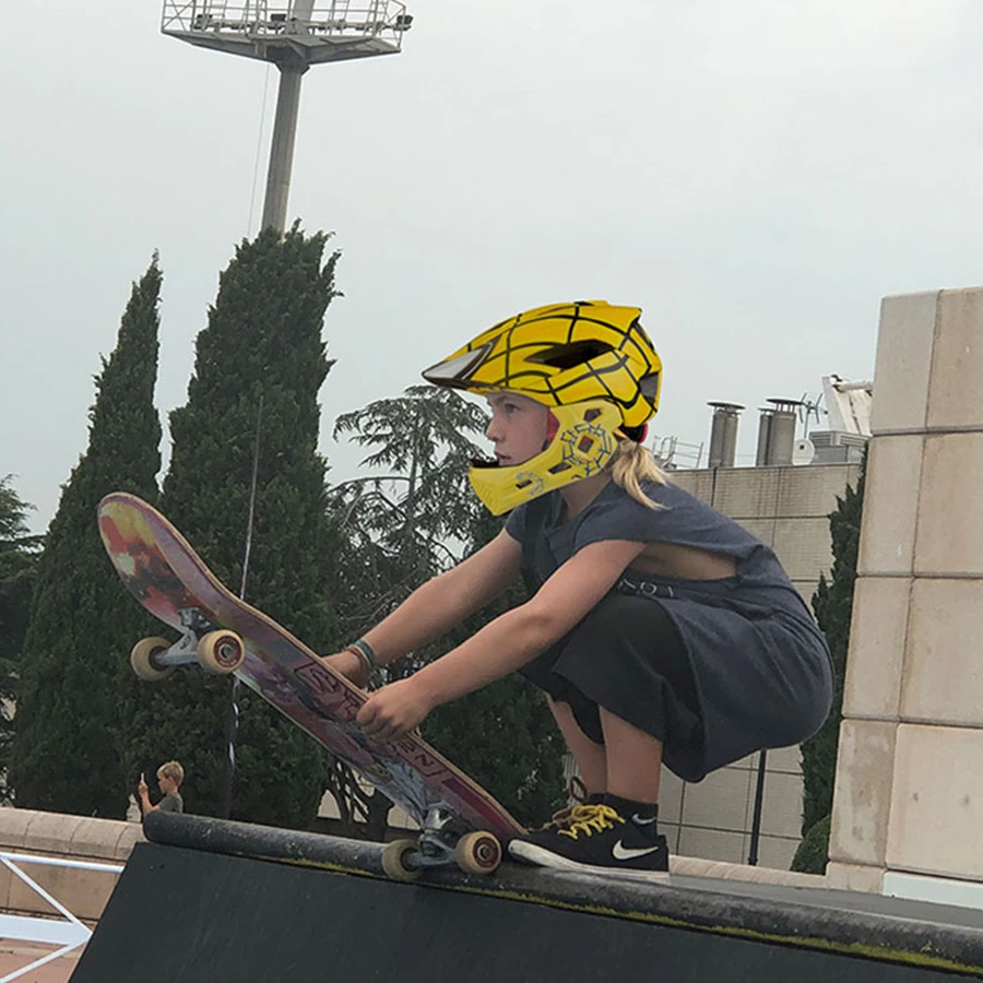 Детский съемный шлем на все лицо детский спортивный безопасный велосипедный для