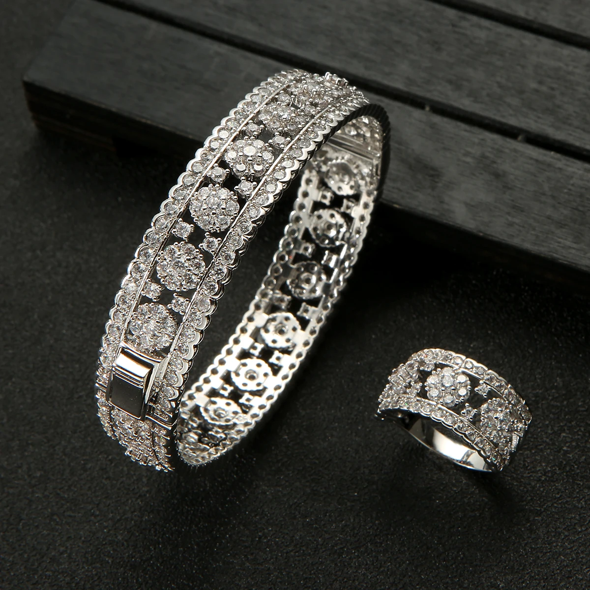 

Fashion Jewelry