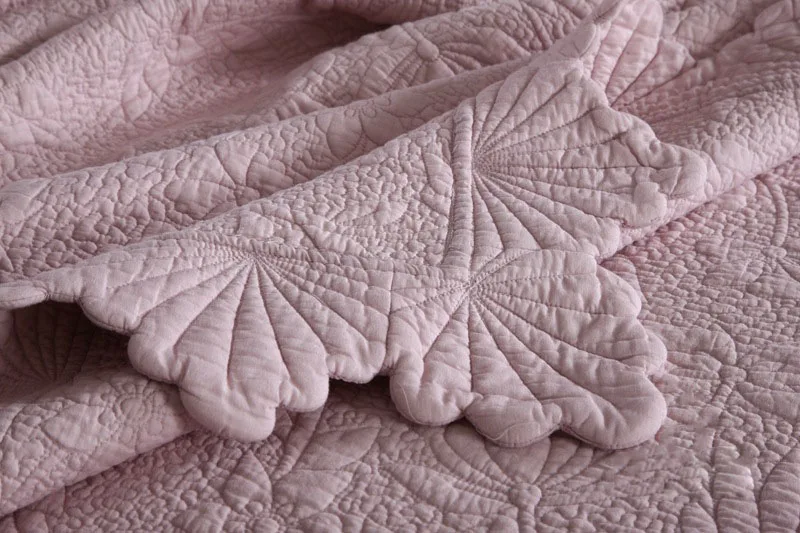 

CHAUSUB Bedspread on the Bed Quilt 3pcs Sets Reversible Embroidered Bed Cover 2 Shams King Queen Size Coverlets Quilted Blanket