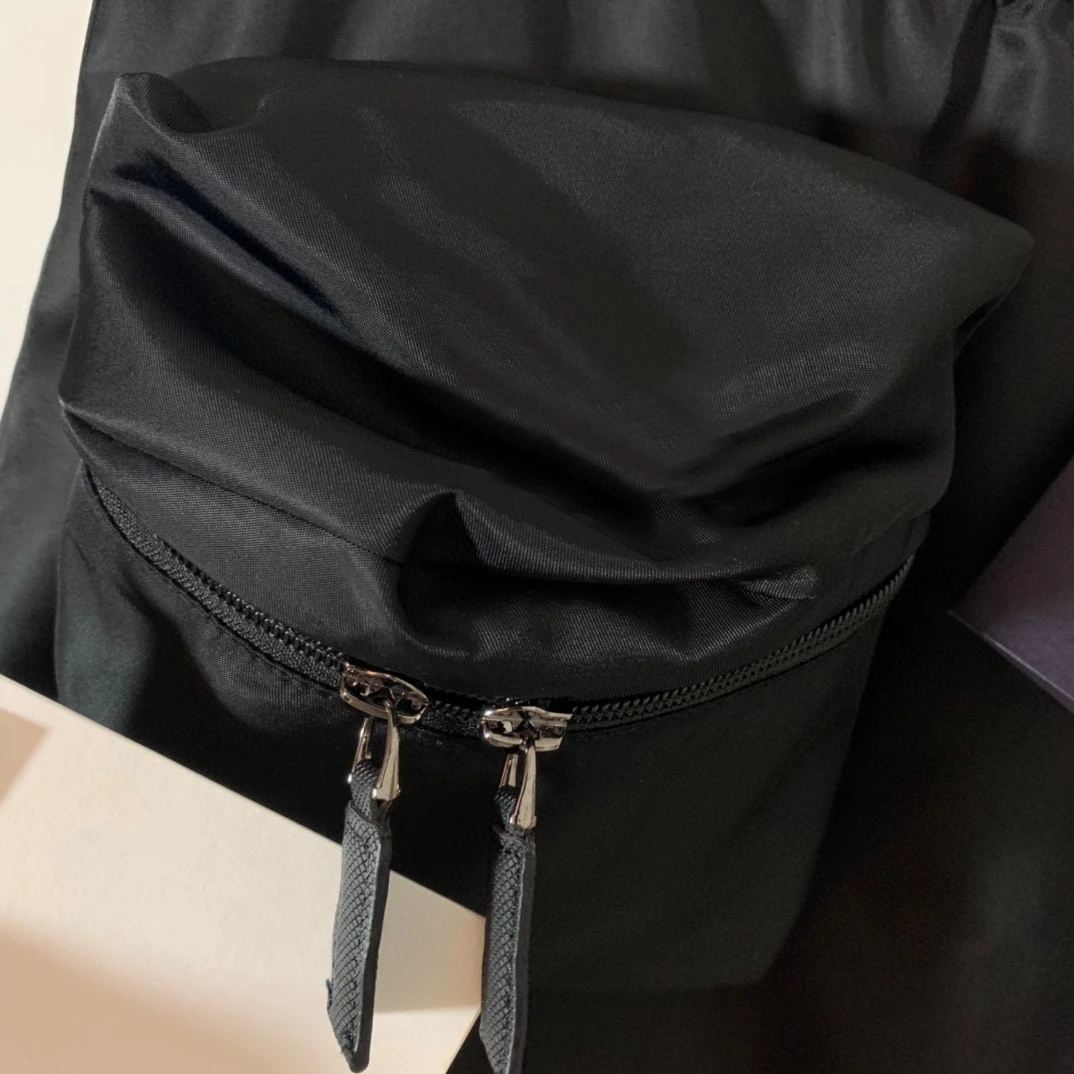 

High quality high waist black straight mini skirt 2021 new summer college style buckle belt large pocket casual skirt women's