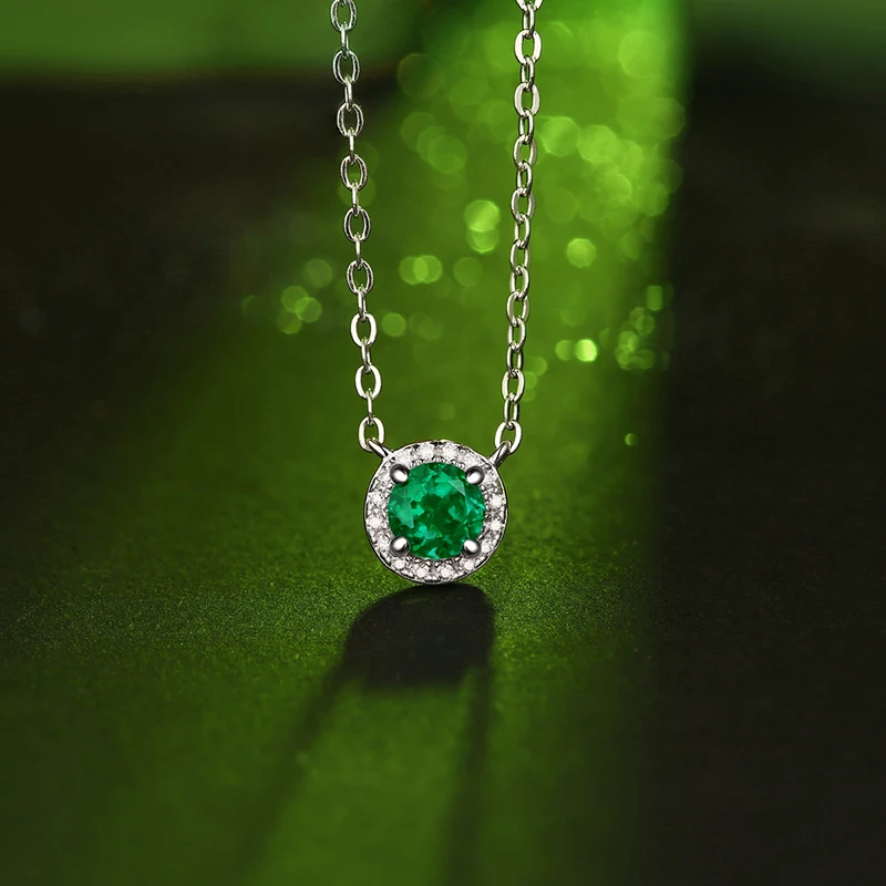 

Lnngy 925 Sterling Silver Emerald Necklace for Women 5.0mm Round Emerald Pendant Halo Necklace Lady Fashion Jewelry Pendant Gift