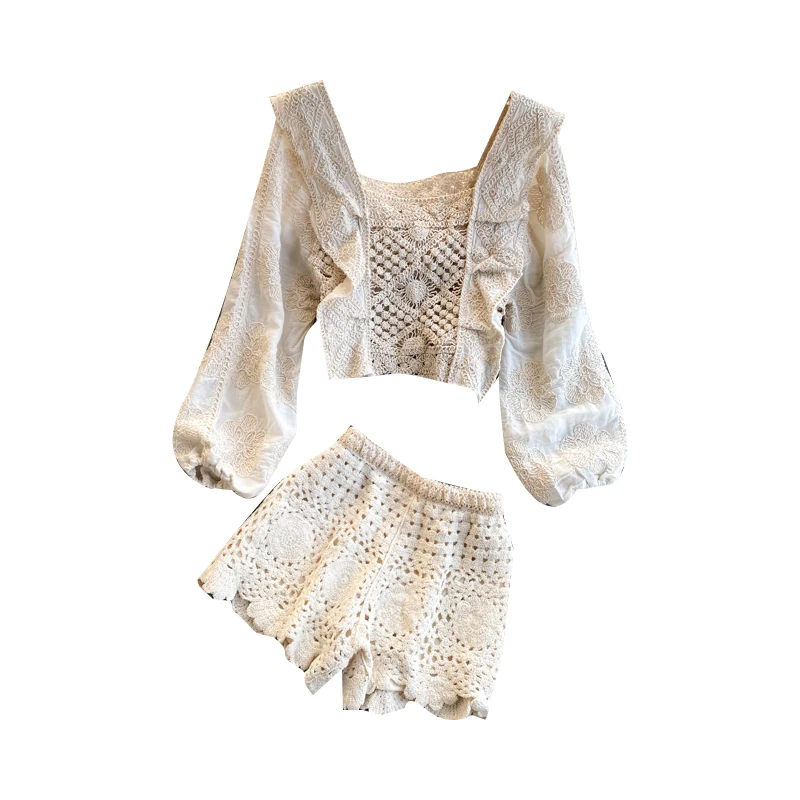 

Women Set 2021 Spring Autumn European Retro Grid Hollow Ruffled Square Neck Puff Sleeve Top Wide Leg Shorts Sweet Suits