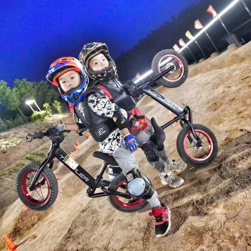 Детский велосипедный шлем съемный на все лицо для горных велосипедов BMX