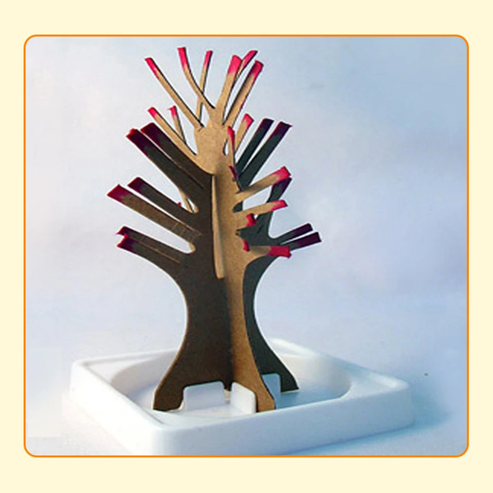 Настольное дерево из японской бумаги с цветами сакуры, растущее благодаря магическим кристаллам. Игрушка для детей на Рождество. Сделано в Японии.