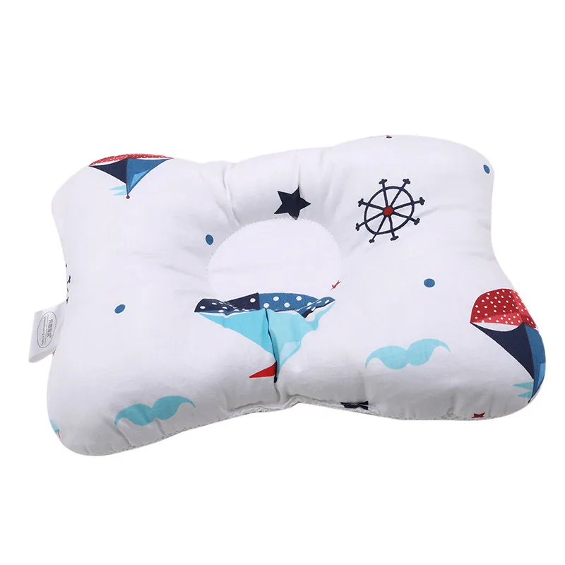 Детская подушка предотвращающая образование плоской головы для детского ухода