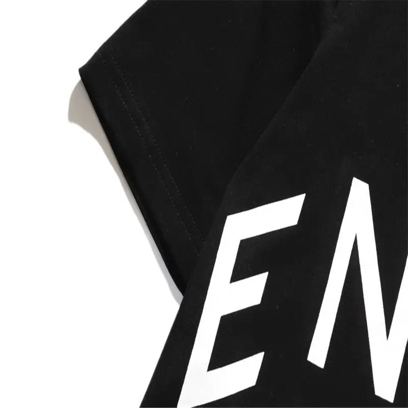 

2021 Spring and Summer New Cotton Irregular Letter Logo Printing Loose Casual Casual Short Sleeve Couple