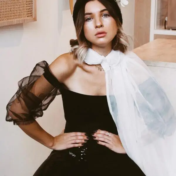 Сексуальный лоскутный сетчатый боди с пышными рукавами женский черный