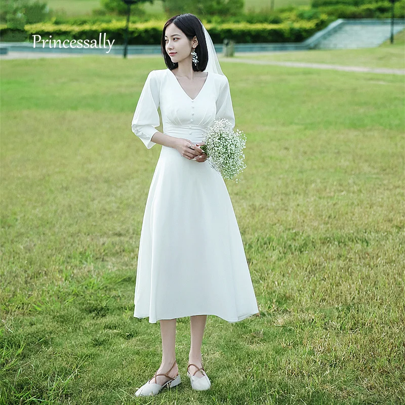 Платье свадебное атласное до середины икры с V образным вырезом|Свадебные платья|