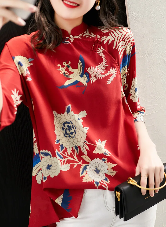 Red Vintage Blouse Women 2020 Chinese Style Loose Print Flower Ladies Tops Hand Button Mandarin Collar Blouses Shirt Haut Femme