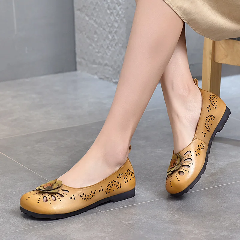 Genuine Leather Women's Shoes With Holes Hollow Sandals Flat Heel Soft Bottom Single Shoes 2021 Spring Summer Flat Casual Shoes