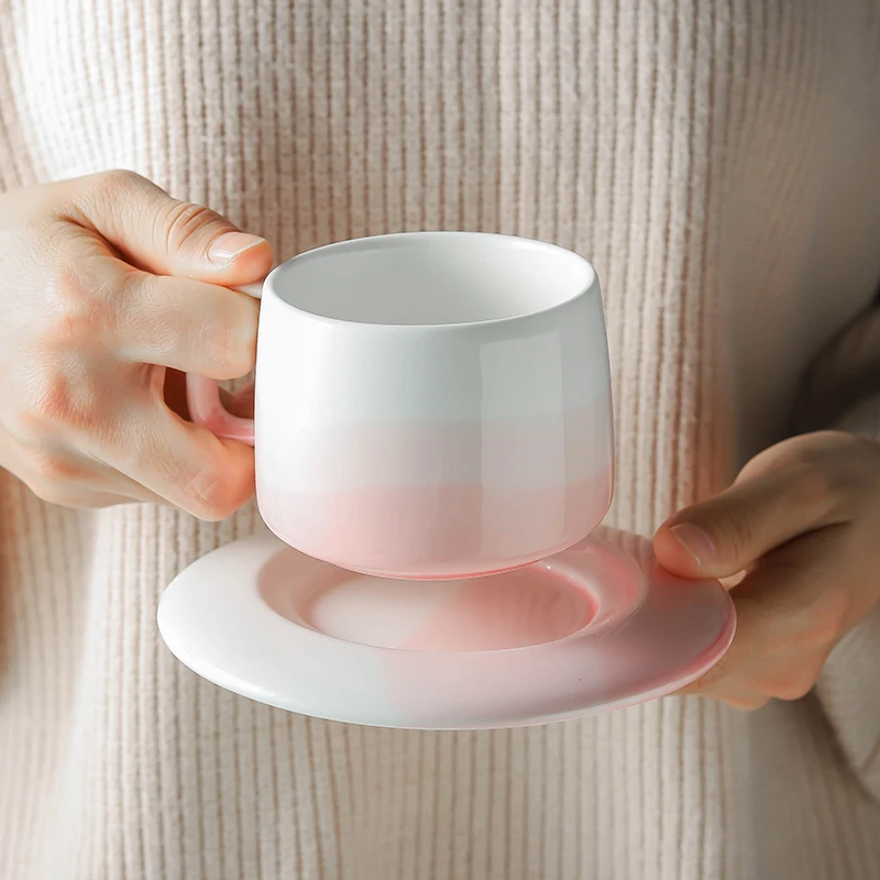 Набор керамических кофейных чашек RHE 200 м сине розового цвета столовые приборы