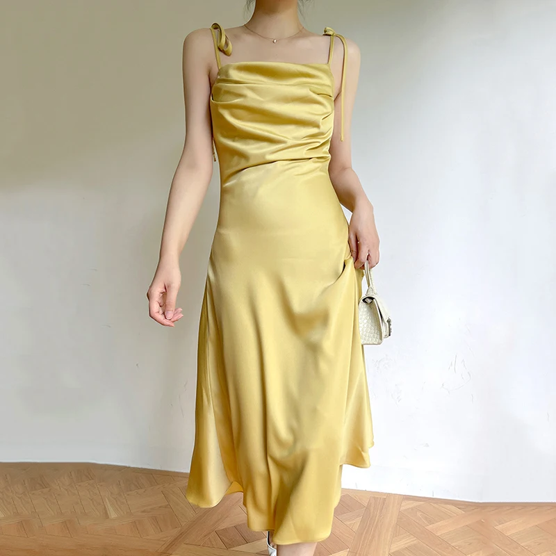 

[EAM] Women Yellow Irregular Drawstring Spaghetti Strap Dress New Sleeveless Loose Fit Fashion Tide Spring Summer 2021 1DD9422