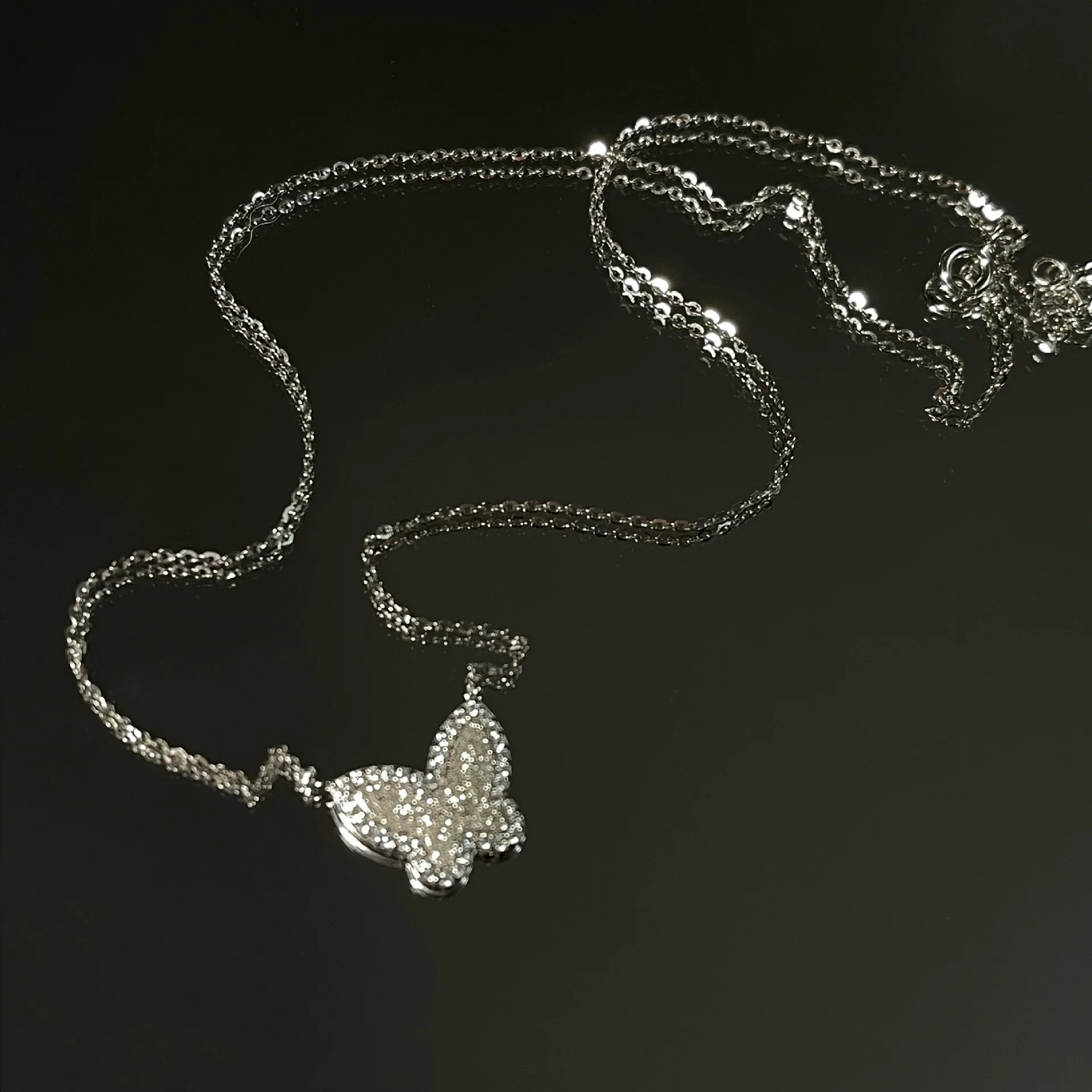 

Korean Butterfly Chain Necklace for Women Luxury Jewelry Cool Style Pendant Party Gift